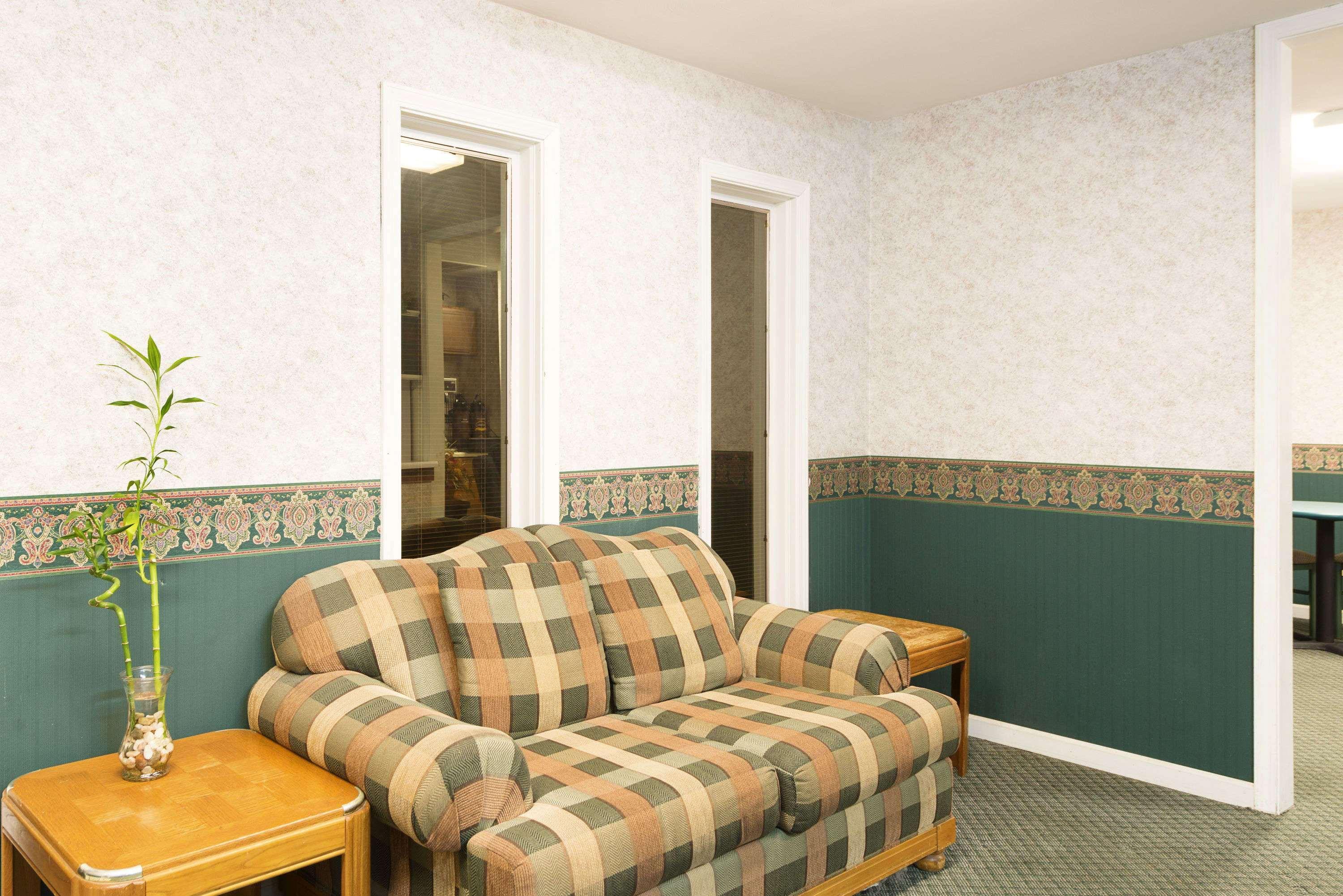 Super 8 By Wyndham Taylorville Il Εξωτερικό φωτογραφία